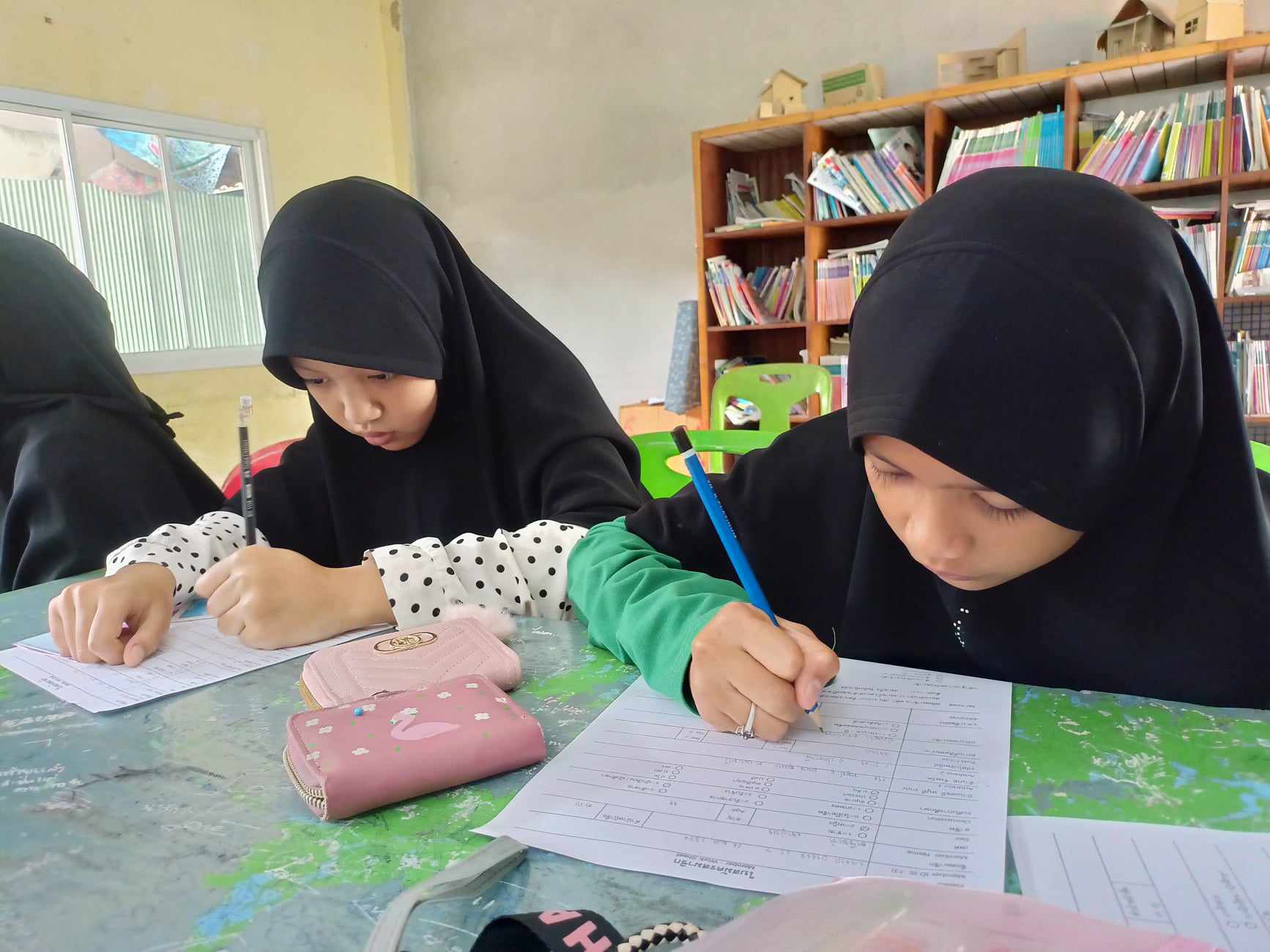 สนุกคิดสนุกอ่านไปกับบรรณารักษ์ห้องสมุดประชาชนอำเภอยะรัง